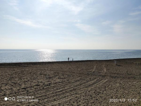 Adelfas Mar, Benajarafe